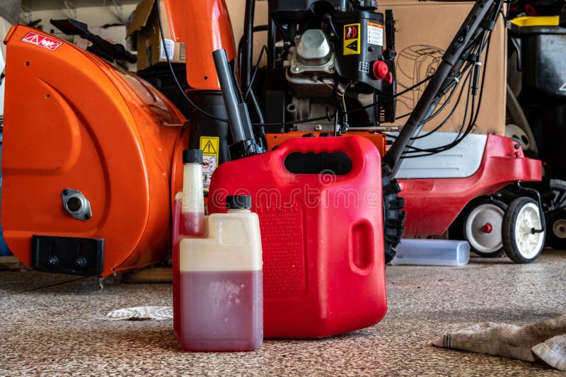 How Do I Stabilize The Fuel For My Snowblowers Long-term Storage?